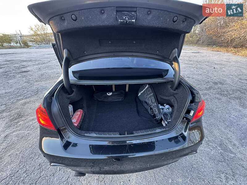 Седан BMW 3 Series 2013 в Днепре фото 4 Седан BMW 3 Series 2013 в Днепре