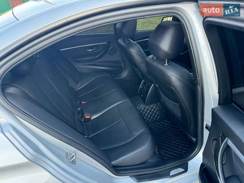Седан BMW 3 Series 2016 в Лужанах фото 17 Седан BMW 3 Series 2016 в Лужанах