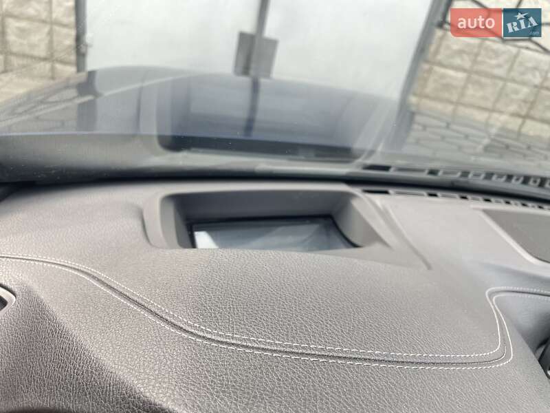 Седан BMW 3 Series 2017 в Киеве фото 17 Седан BMW 3 Series 2017 в Киеве