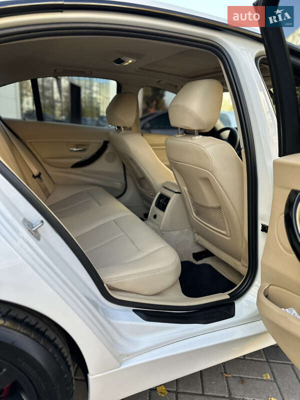 Седан BMW 3 Series 2014 в Черкассах фото 16 Седан BMW 3 Series 2014 в Черкассах