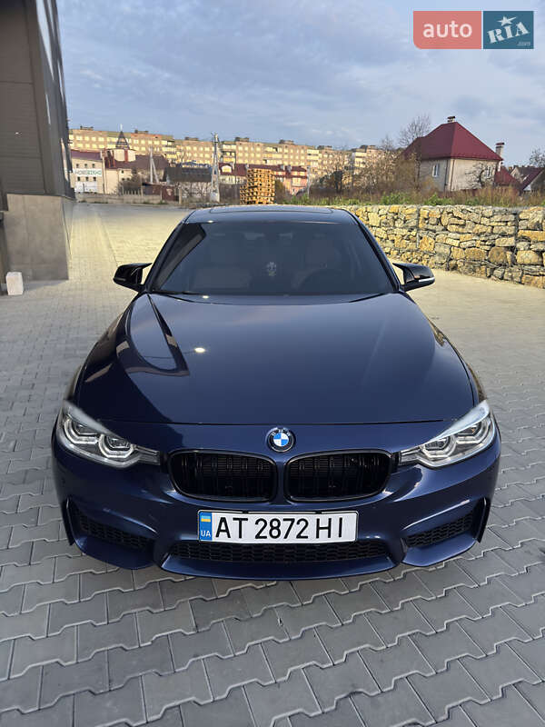 Седан BMW 3 Series 2015 в Калуше