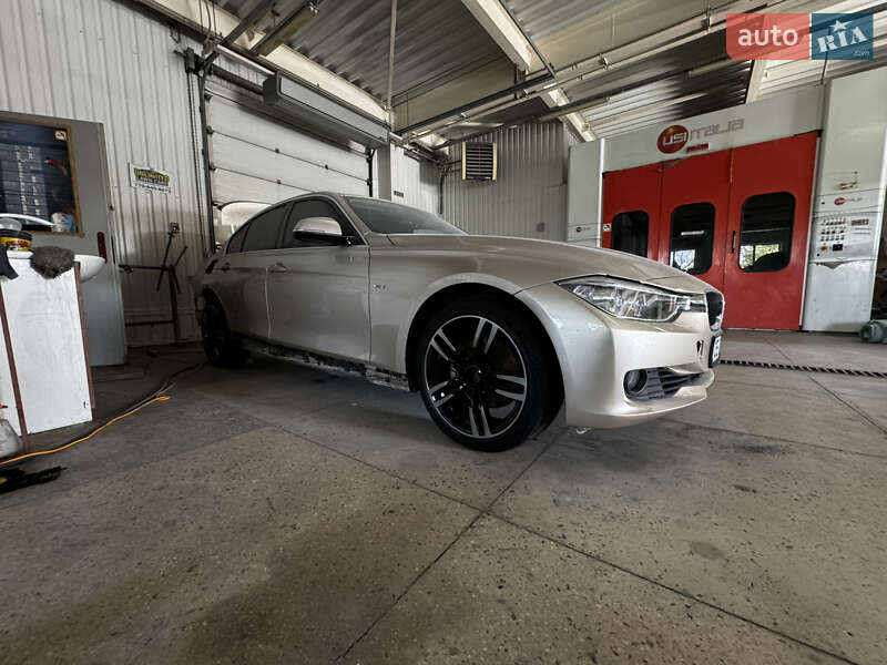 Седан BMW 3 Series 2012 в Кривому Розі