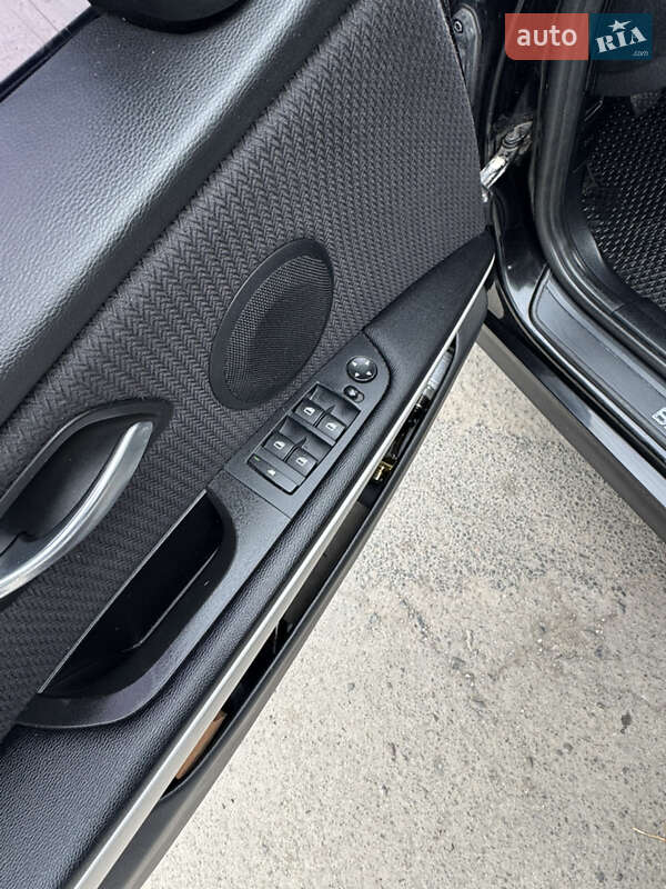 Универсал BMW 3 Series 2011 в Кременце фото 27 Универсал BMW 3 Series 2011 в Кременце