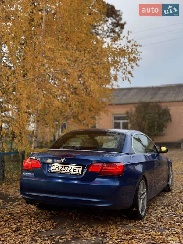 Кабриолет BMW 3 Series 2013 в Киеве