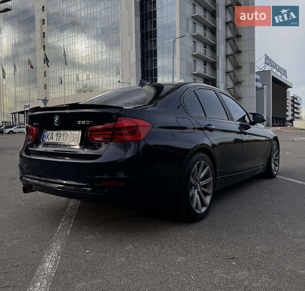 Седан BMW 3 Series 2016 в Києві