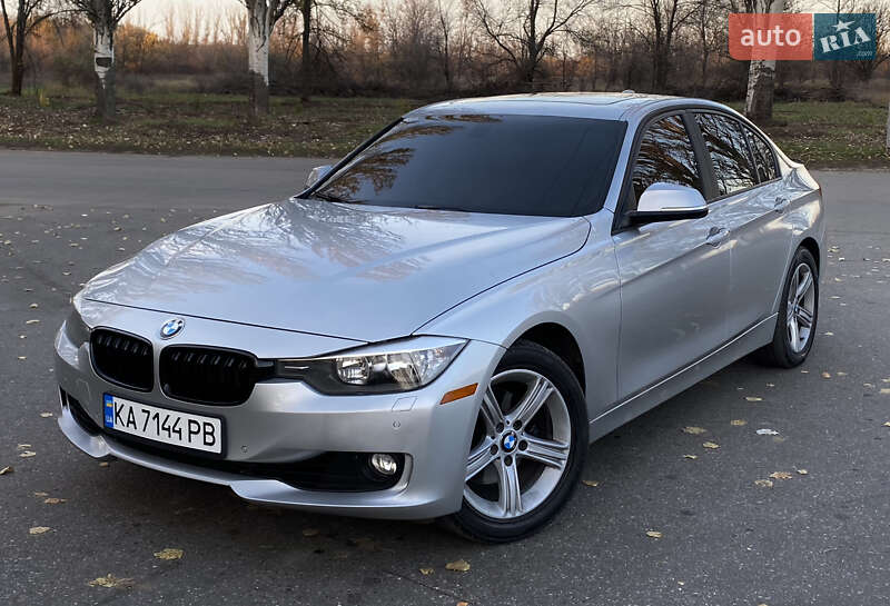 Седан BMW 3 Series 2015 в Кривом Роге фото 11 Седан BMW 3 Series 2015 в Кривом Роге