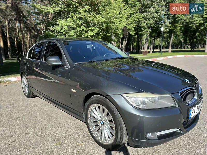 Седан BMW 3 Series 2010 в Харькове фото 4 Седан BMW 3 Series 2010 в Харькове