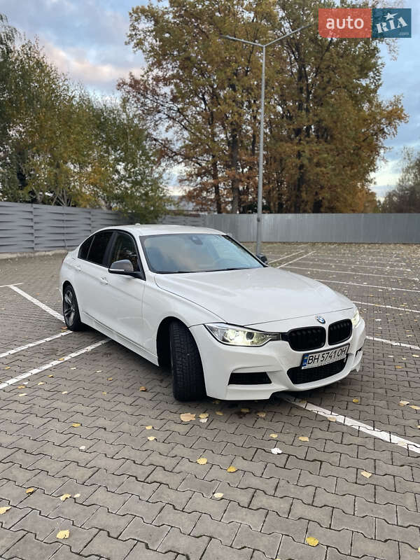 Седан BMW 3 Series 2013 в Богуславе