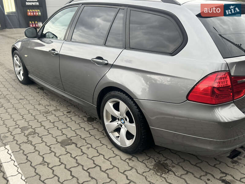 Универсал BMW 3 Series 2009 в Яворове