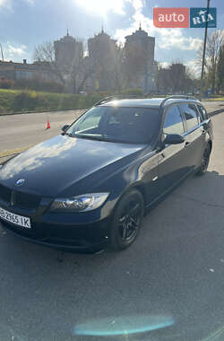 Универсал BMW 3 Series 2007 в Киеве