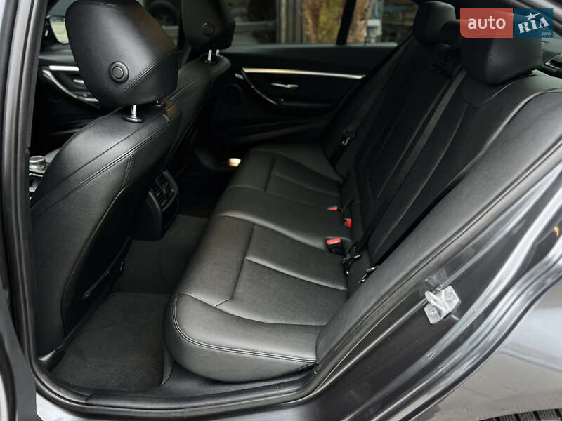 Седан BMW 3 Series 2018 в Одессе фото 8 Седан BMW 3 Series 2018 в Одессе