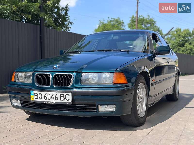 Седан BMW 3 Series 1998 в Хмельницком