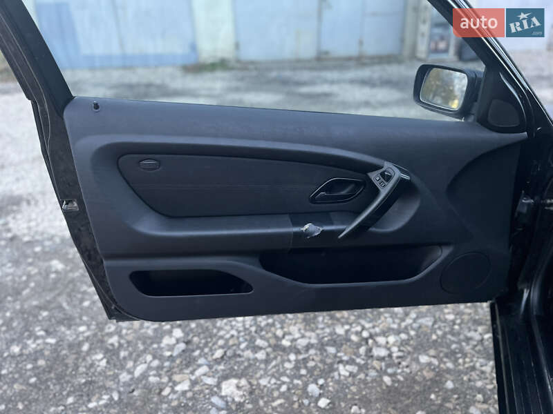 Купе BMW 3 Series 2002 в Ивано-Франковске