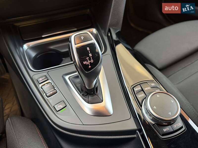 Седан BMW 3 Series 2015 в Ивано-Франковске