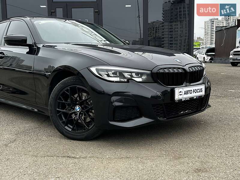 Седан BMW 3 Series 2021 в Киеве