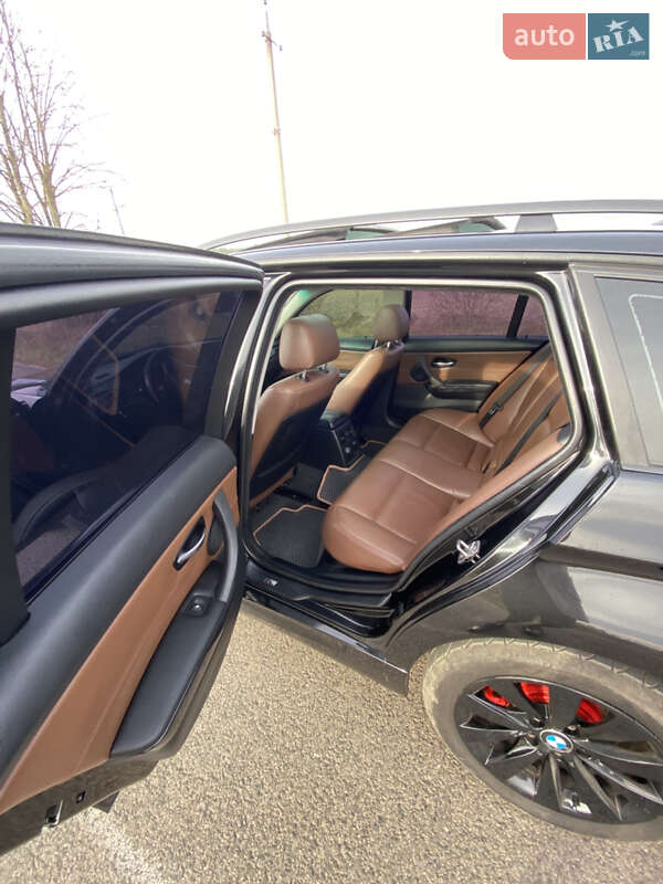 Универсал BMW 3 Series 2009 в Ровно фото 7 Универсал BMW 3 Series 2009 в Ровно