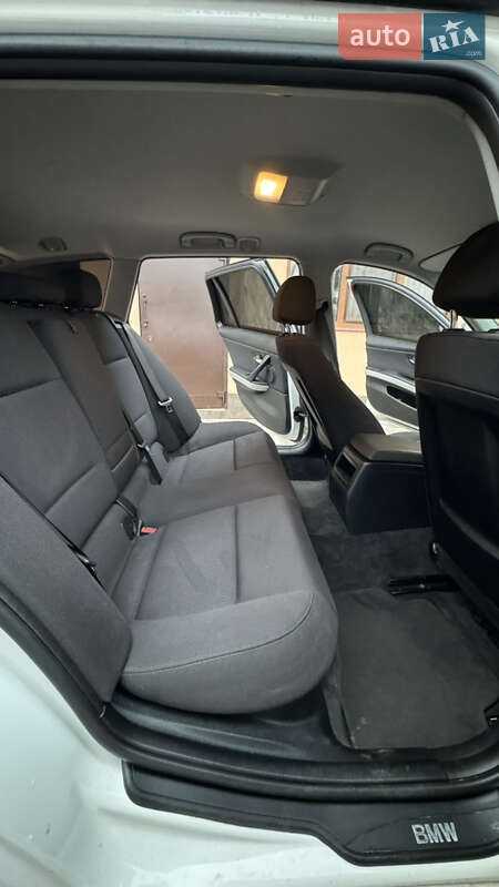 Универсал BMW 3 Series 2010 в Сарнах