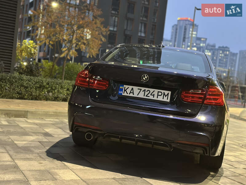 Седан BMW 3 Series 2017 в Киеве