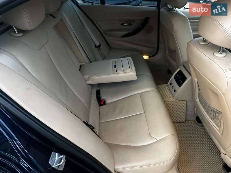 Седан BMW 3 Series 2014 в Харькове