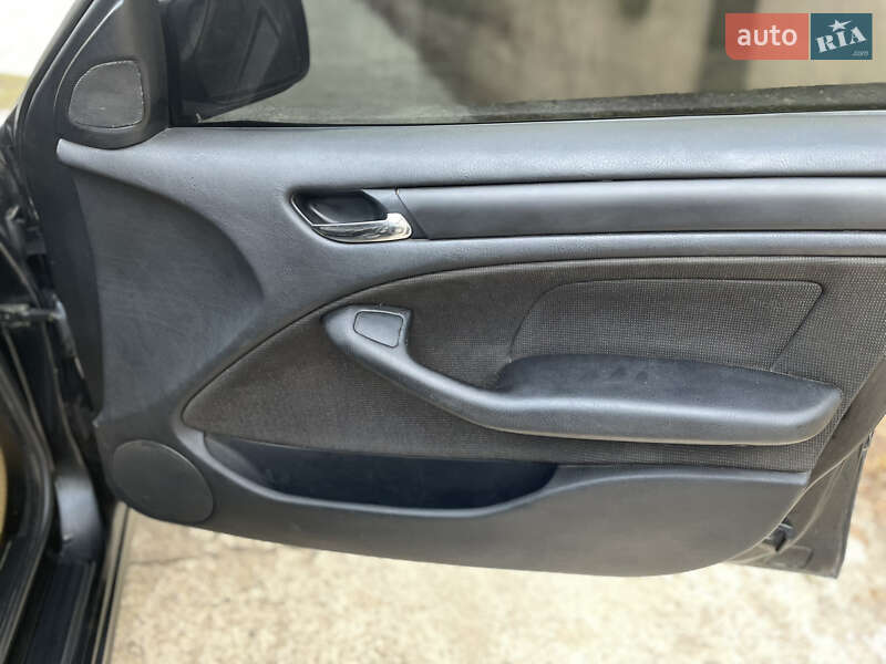 Седан BMW 3 Series 1999 в Градижске