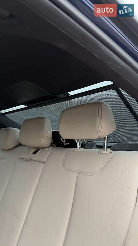 Седан BMW 3 Series 2016 в Житомире