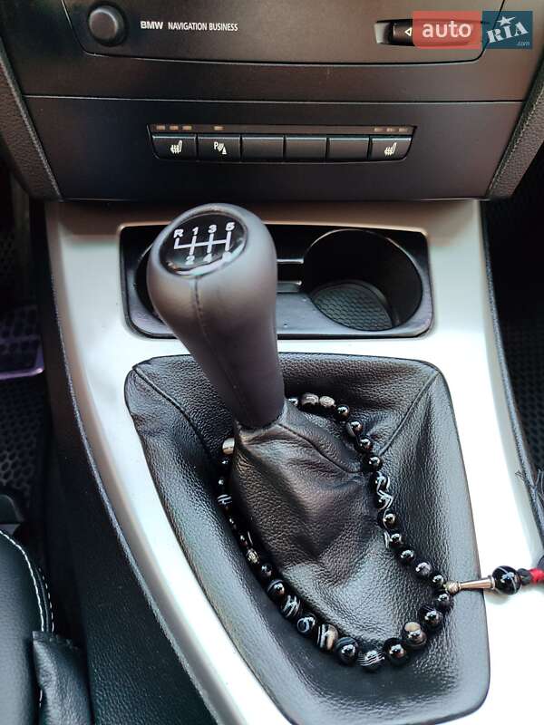 Седан BMW 3 Series 2006 в Желтых Водах