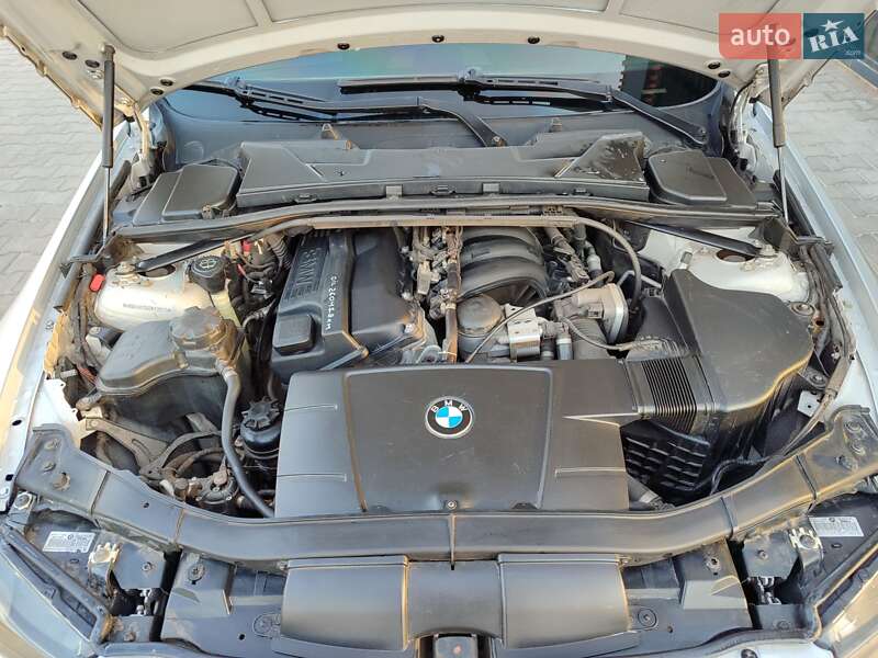 Седан BMW 3 Series 2006 в Желтых Водах