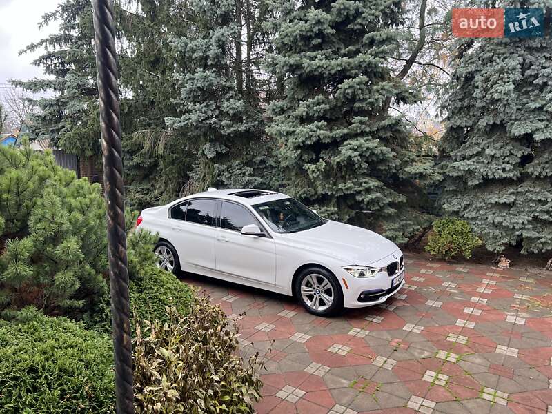 Седан BMW 3 Series 2016 в Києві