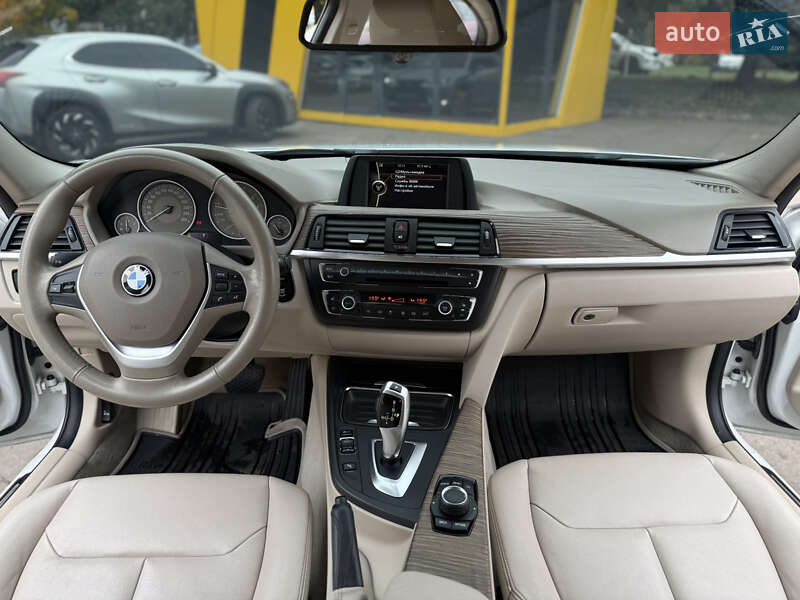 Седан BMW 3 Series 2012 в Киеве