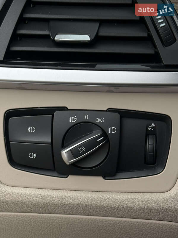 Седан BMW 3 Series 2012 в Киеве