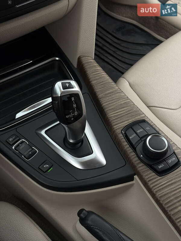 Седан BMW 3 Series 2012 в Киеве