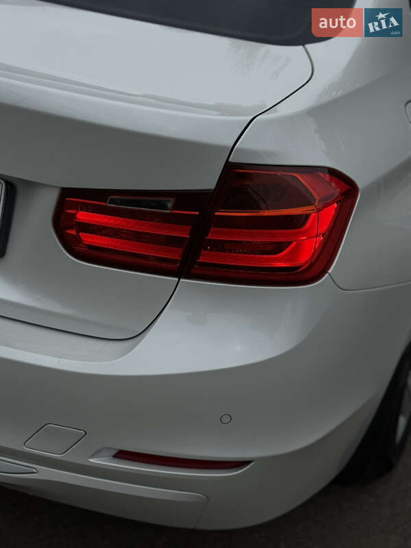 Седан BMW 3 Series 2012 в Киеве