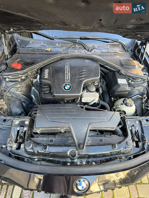 Седан BMW 3 Series 2014 в Сваляве