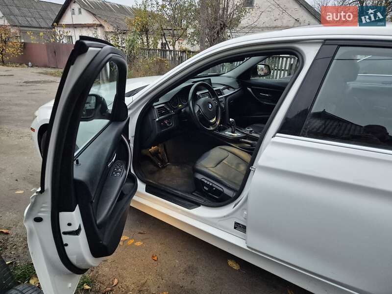 Седан BMW 3 Series 2014 в Сквире