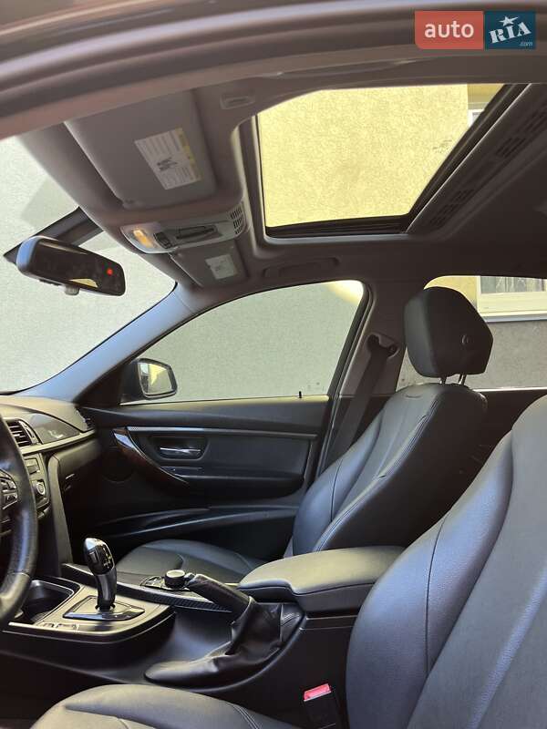 Седан BMW 3 Series 2014 в Рівному