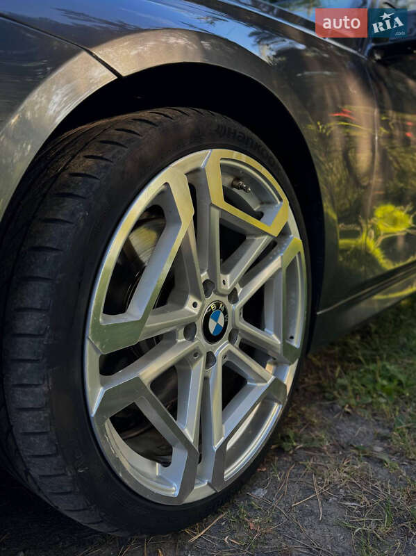 Седан BMW 3 Series 2013 в Киеве