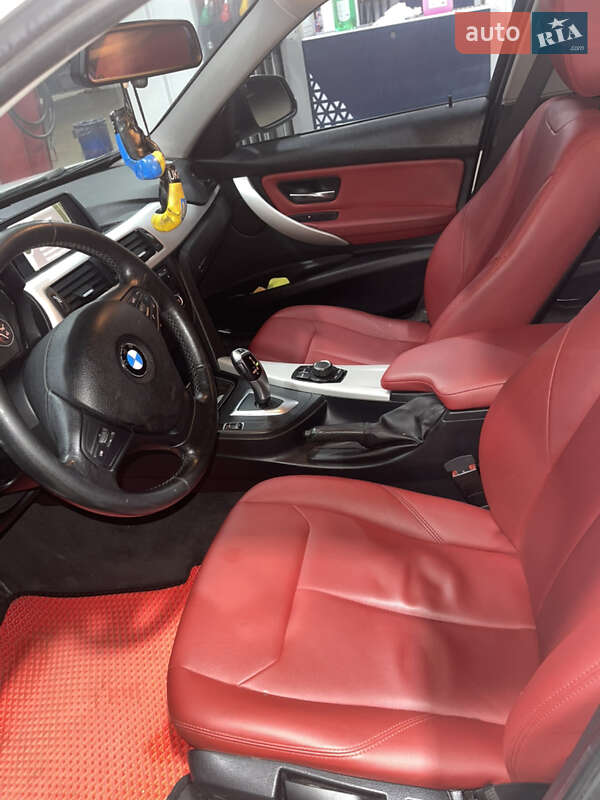 Седан BMW 3 Series 2012 в Одесі