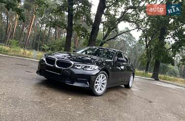 Седан BMW 3 Series 2020 в Киеве