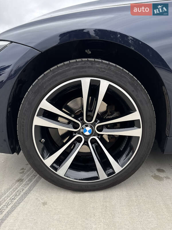 Седан BMW 3 Series 2014 в Киеве