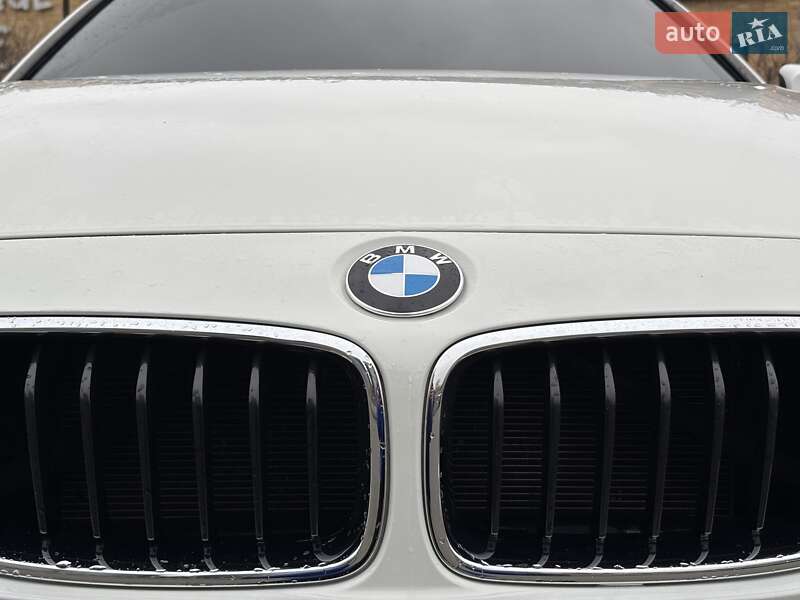 Седан BMW 3 Series 2017 в Киеве фото 19 Седан BMW 3 Series 2017 в Киеве