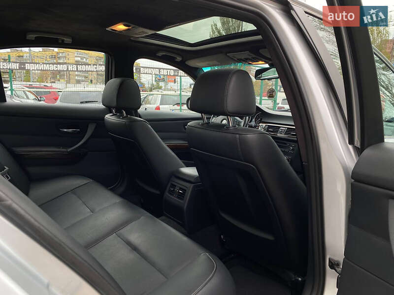 Седан BMW 3 Series 2011 в Днепре фото 15 Седан BMW 3 Series 2011 в Днепре