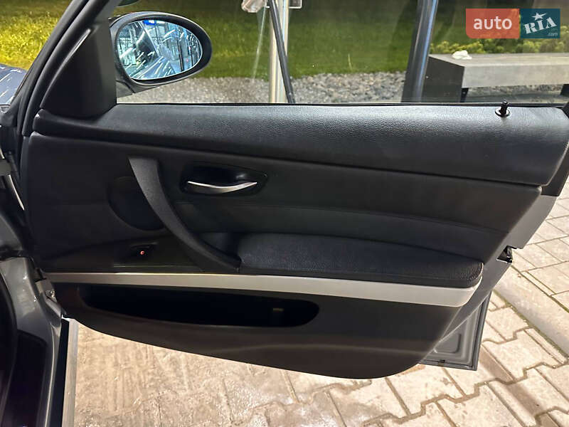 Седан BMW 3 Series 2006 в Умани