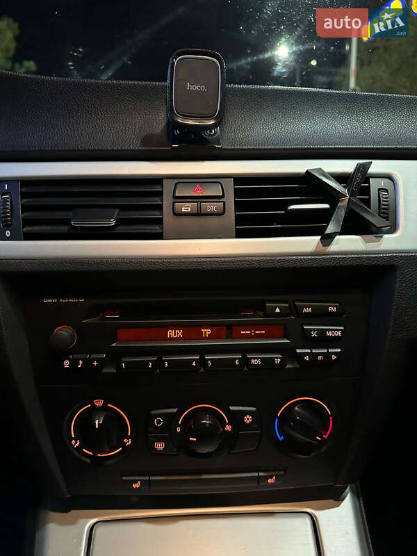Седан BMW 3 Series 2006 в Умани