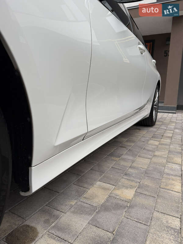 Седан BMW 3 Series 2020 в Одессе