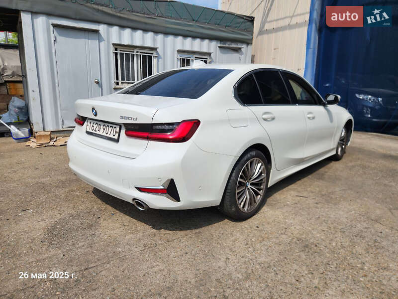 Седан BMW 3 Series 2020 в Одессе