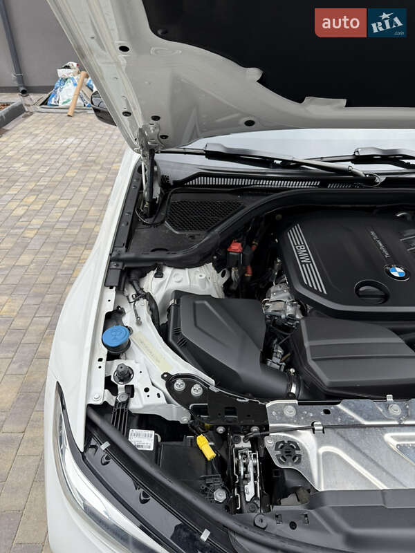 Седан BMW 3 Series 2020 в Одессе