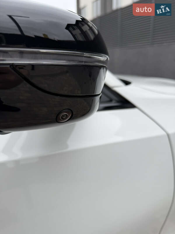 Седан BMW 3 Series 2020 в Одессе