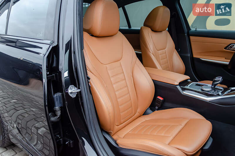 Седан BMW 3 Series 2019 в Києві
