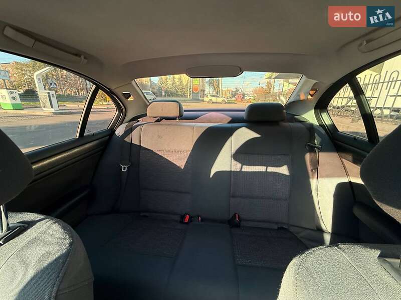 Седан BMW 3 Series 2002 в Виннице