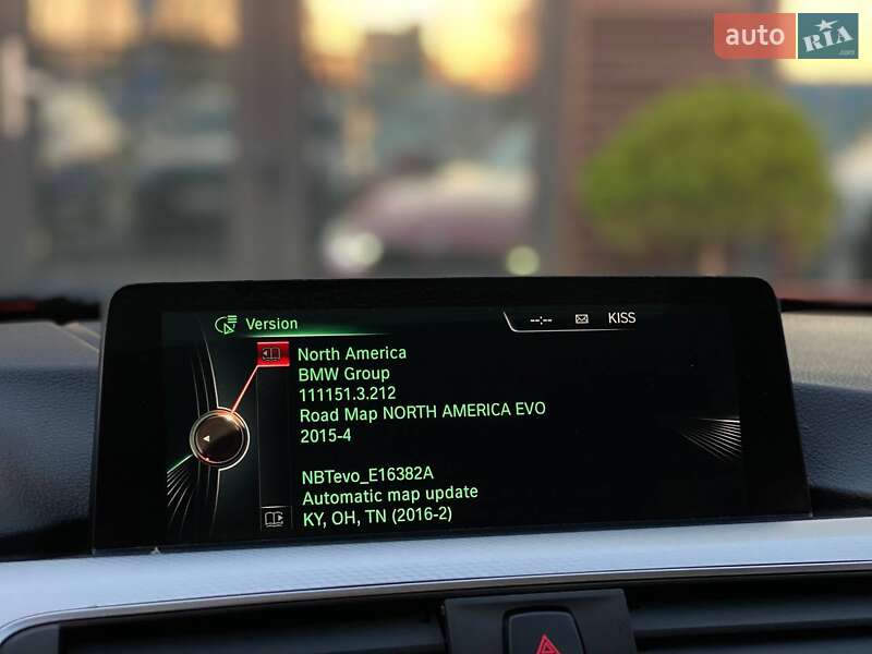 Седан BMW 3 Series 2016 в Львове